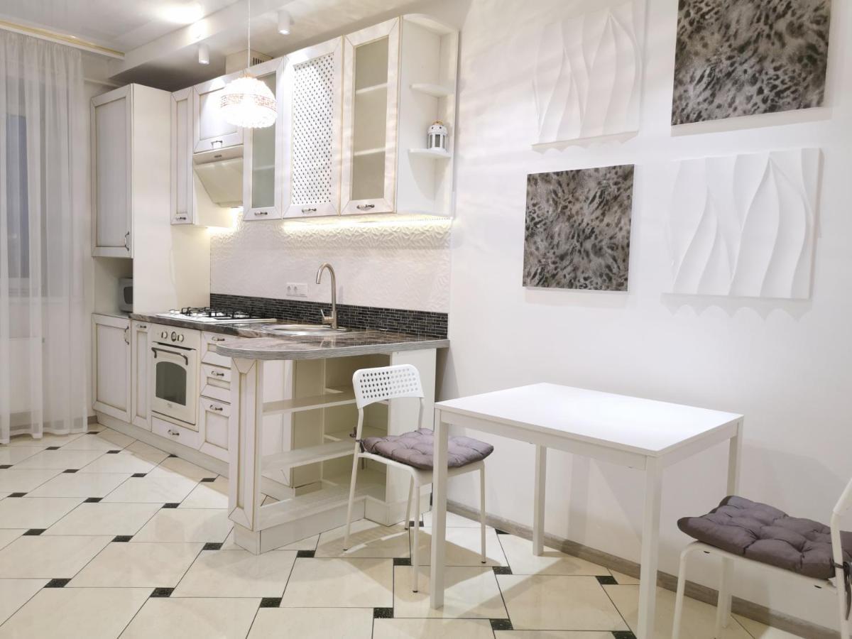 Manufactura Apartments 2 スームィ エクステリア 写真